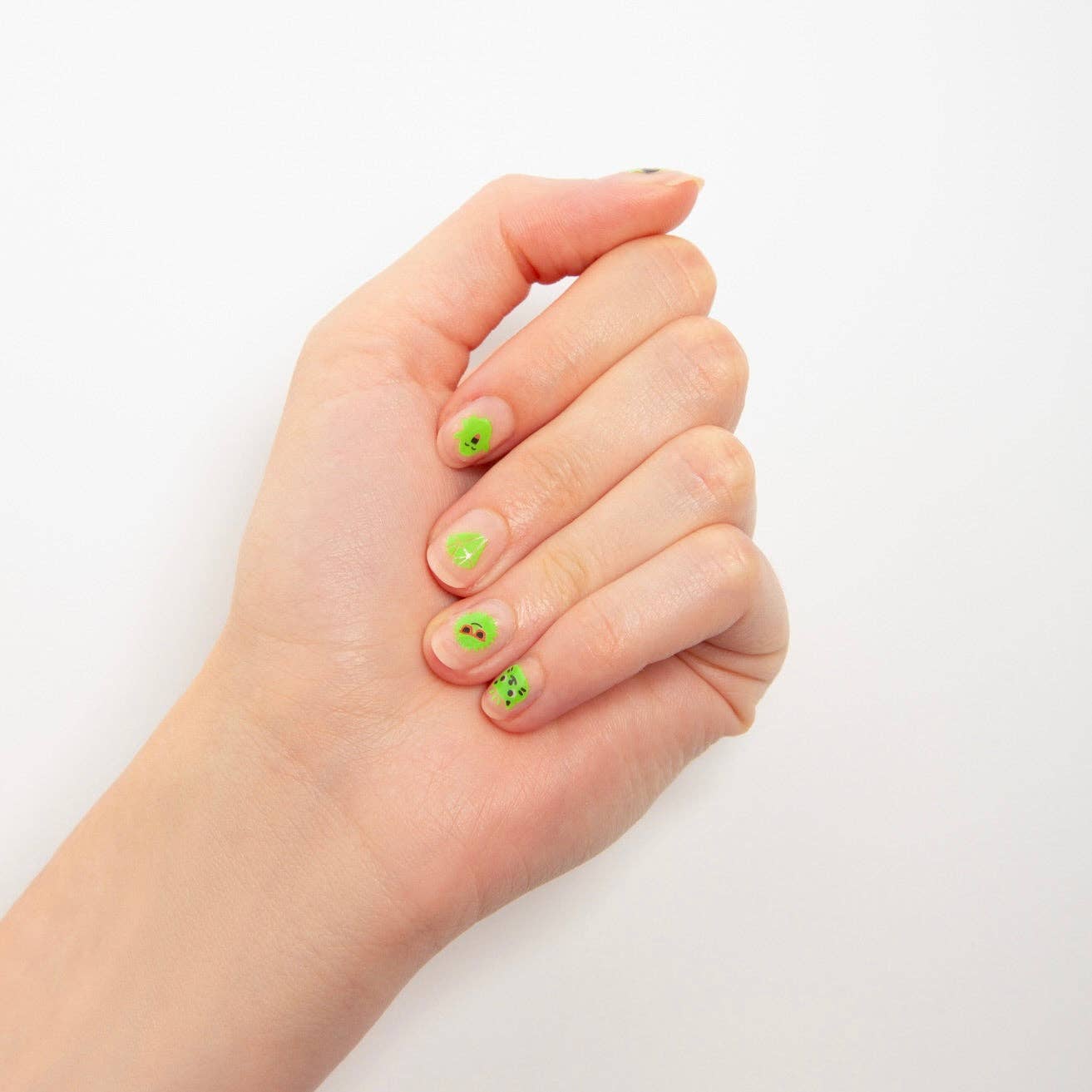 NAIL STICKERS - OMY - GLOW IN THE DARK