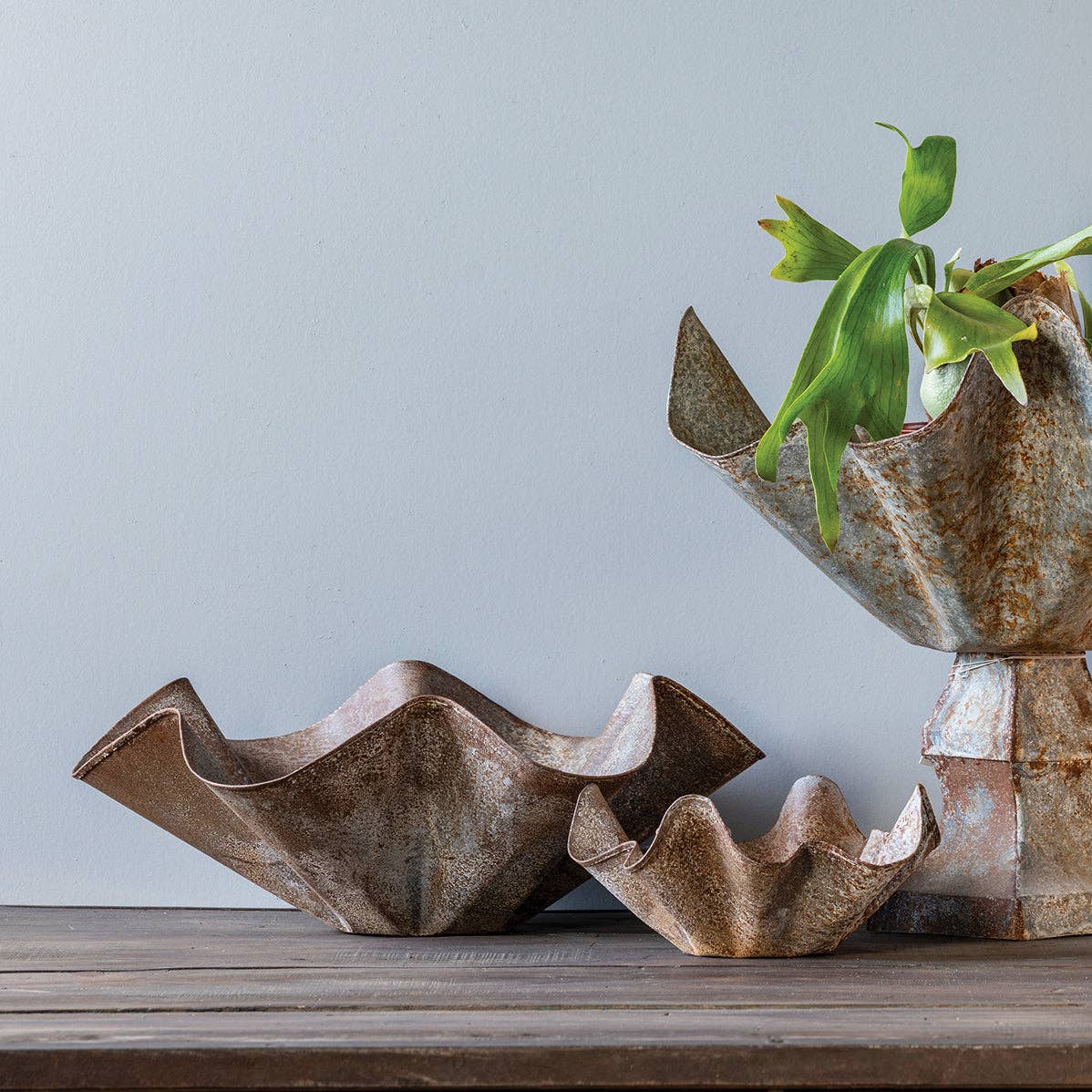 Oxidized Metal Kerchief Planter