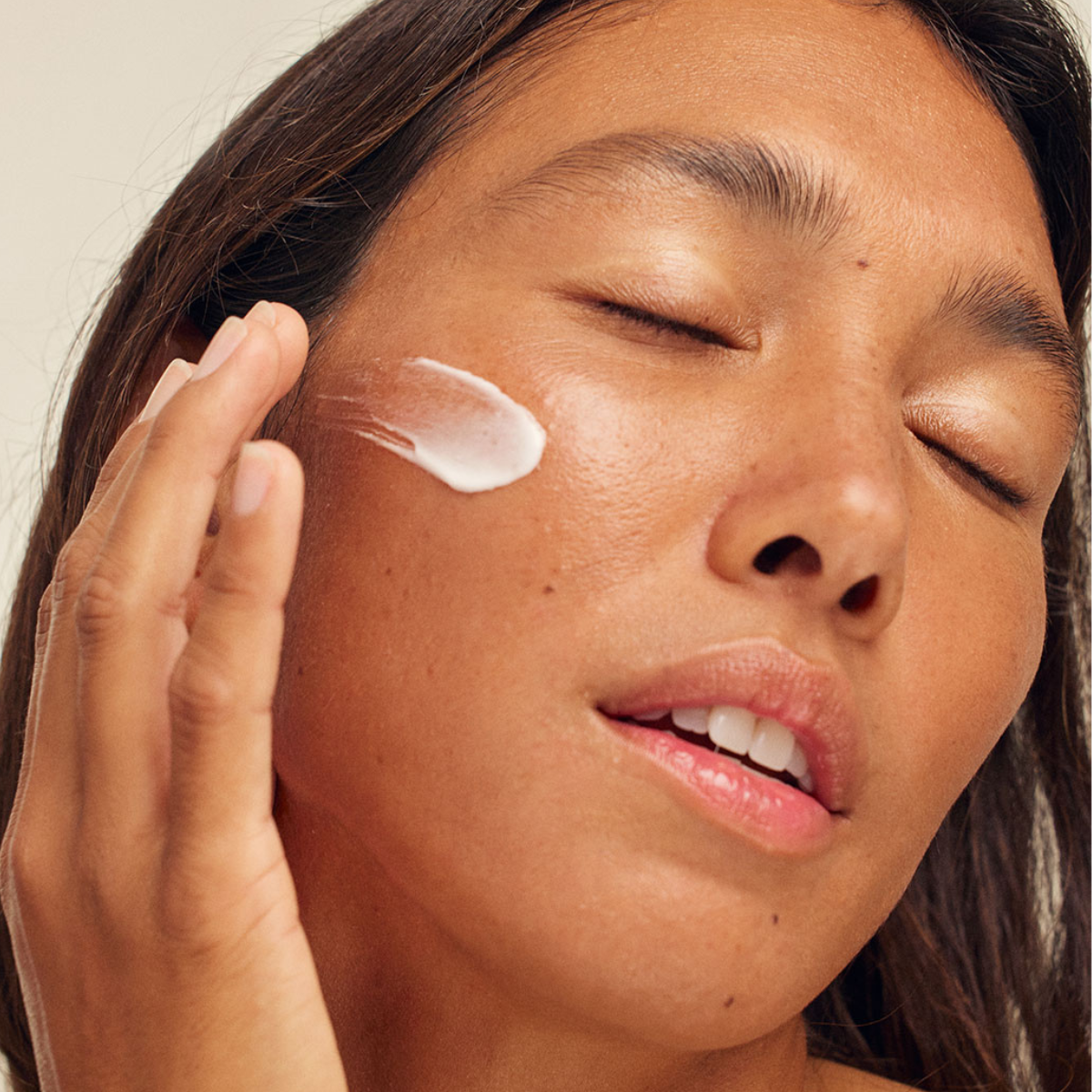 Utu - SPF30 Daily Moisturizing Face Sunscreen 0.6 fl oz/20ml