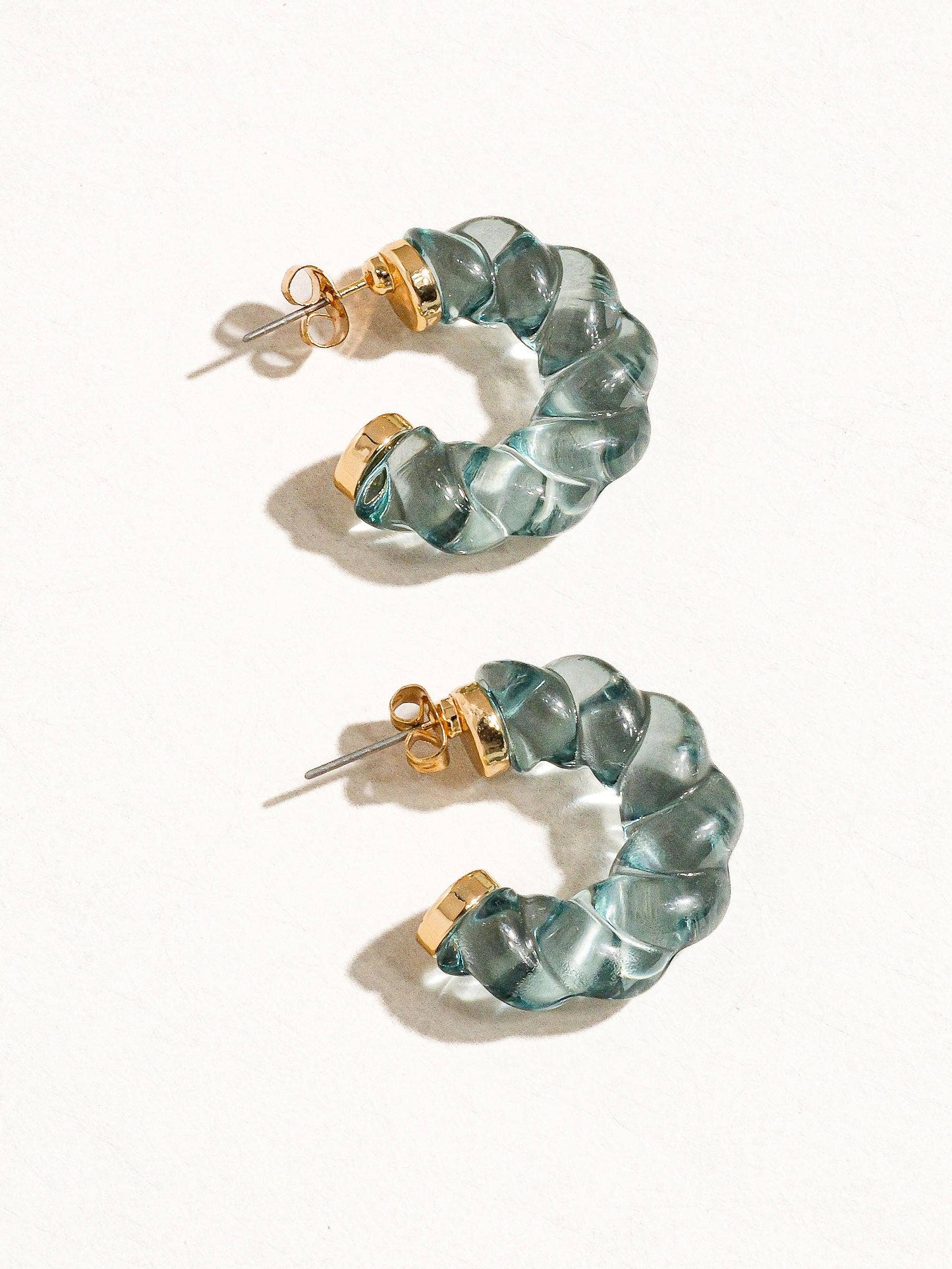 Flânerie by MAIQ - Ruby Summer Braided C-Hoop Earring