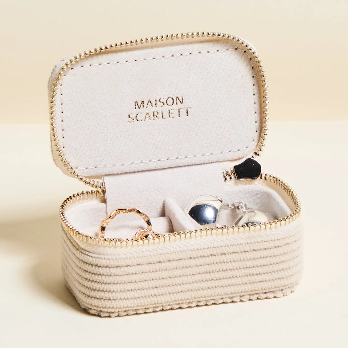Marie Corduroy Travel Jewelry Box - Maison Scarlett