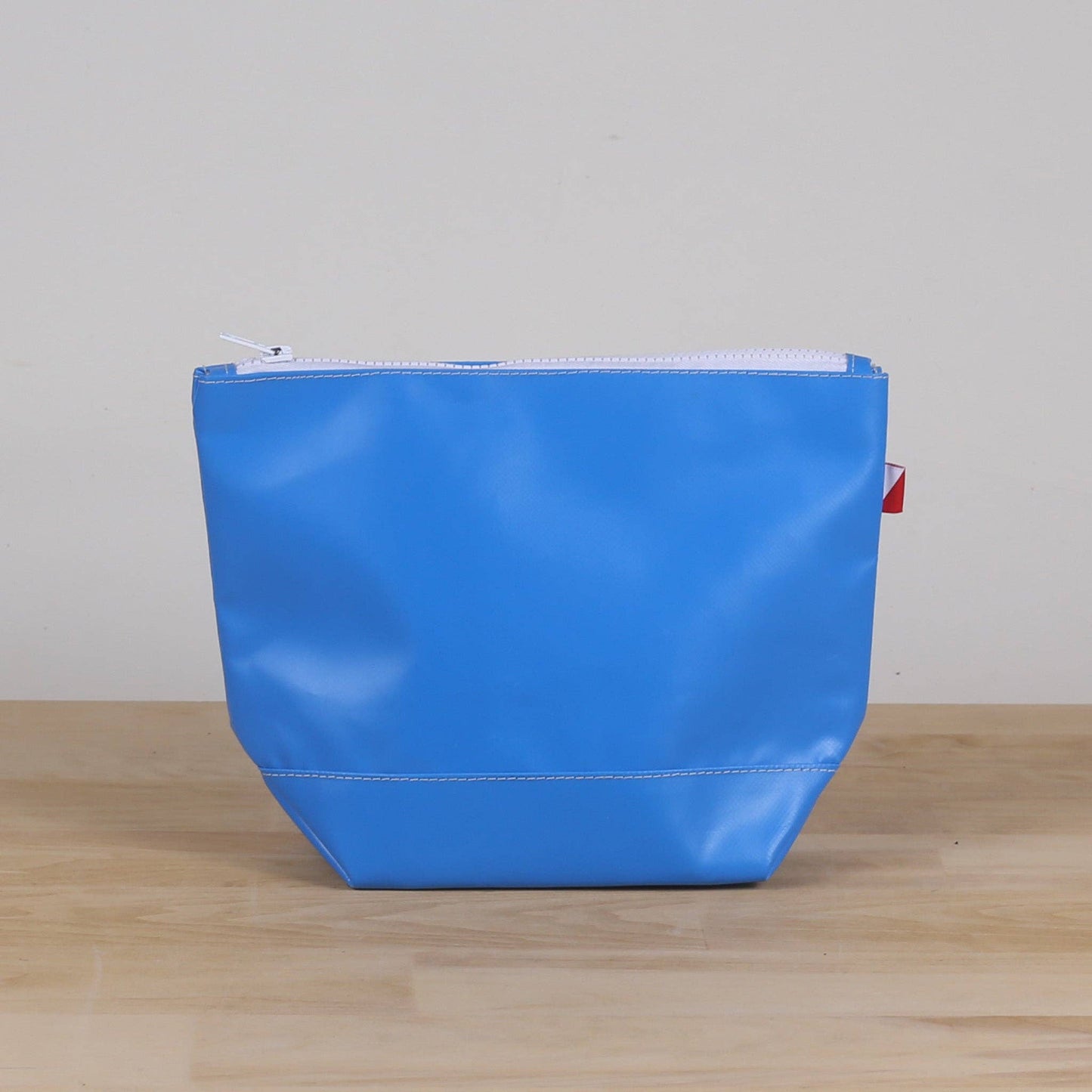 White Pouch - Big Sur Splash Zip Pouch: White / 11"W x 8"H x 3.5"D