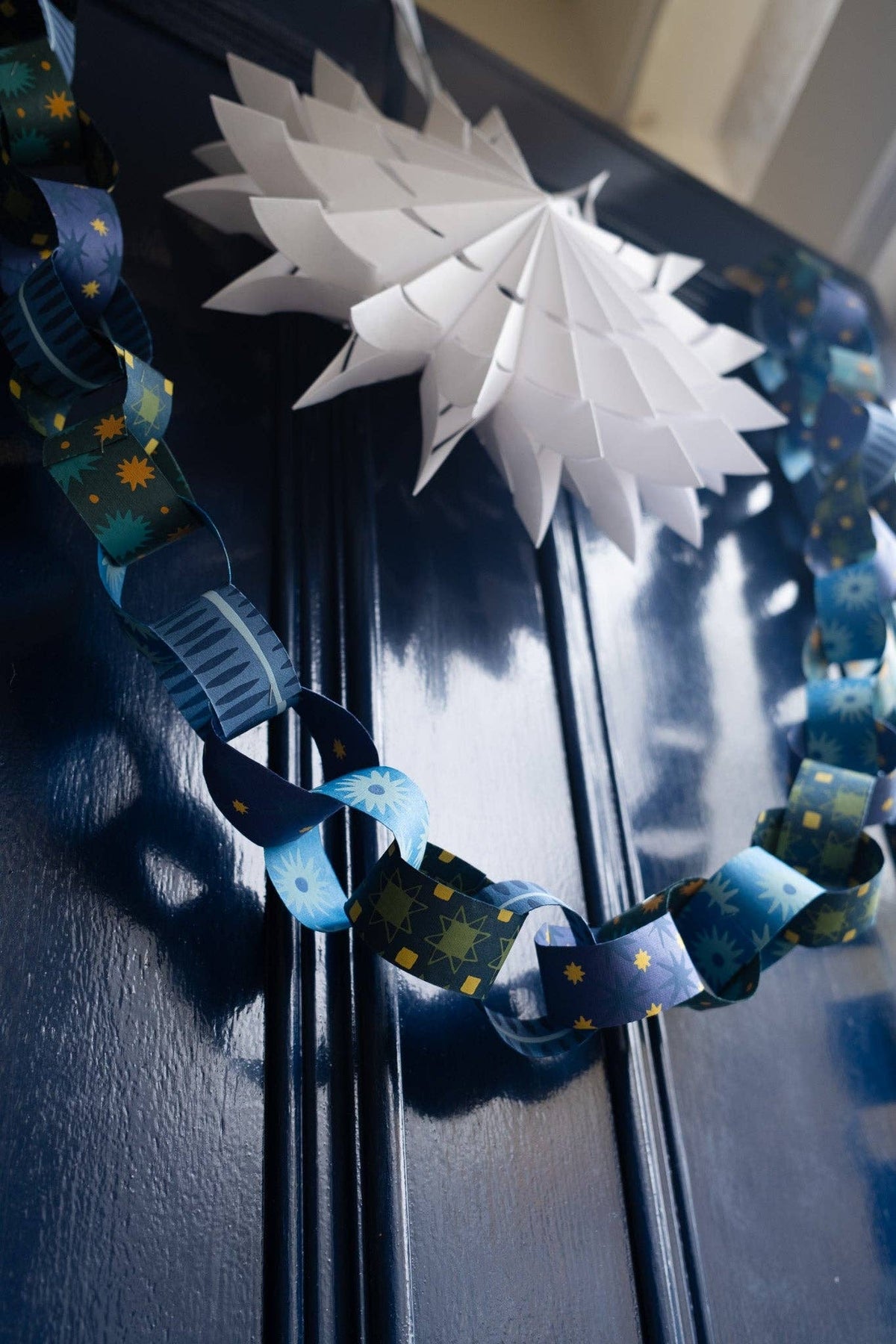 East End Press - BLUE & YELLOW PAPER CHAIN KIT