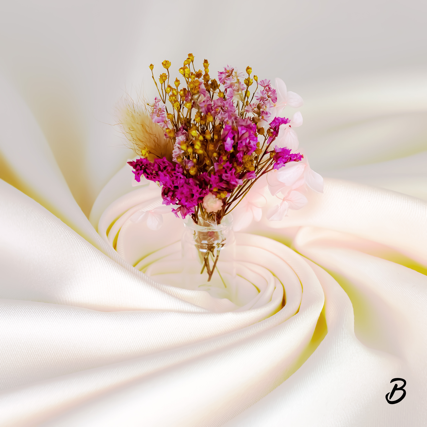 MIni Dried Flowers Bouquet with gift box