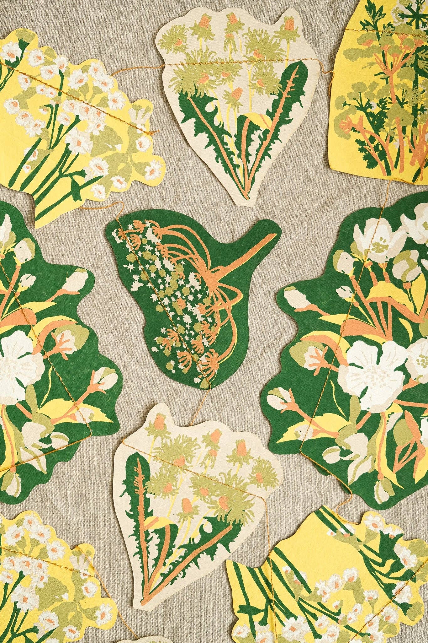 SPRING BLOOMS SEWN GARLAND
