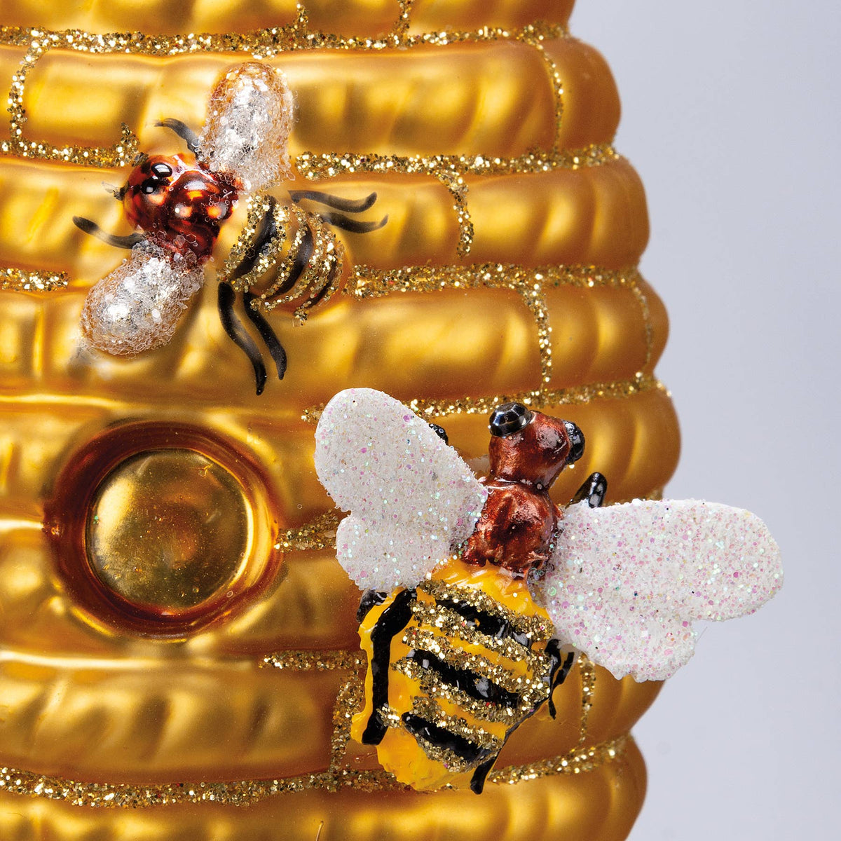 Beehive Ornament - Primitives by Kathy
