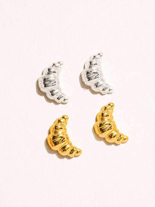 Gaëlle 18K Gold Petite Croissant Stud Flânerie by MAIQ