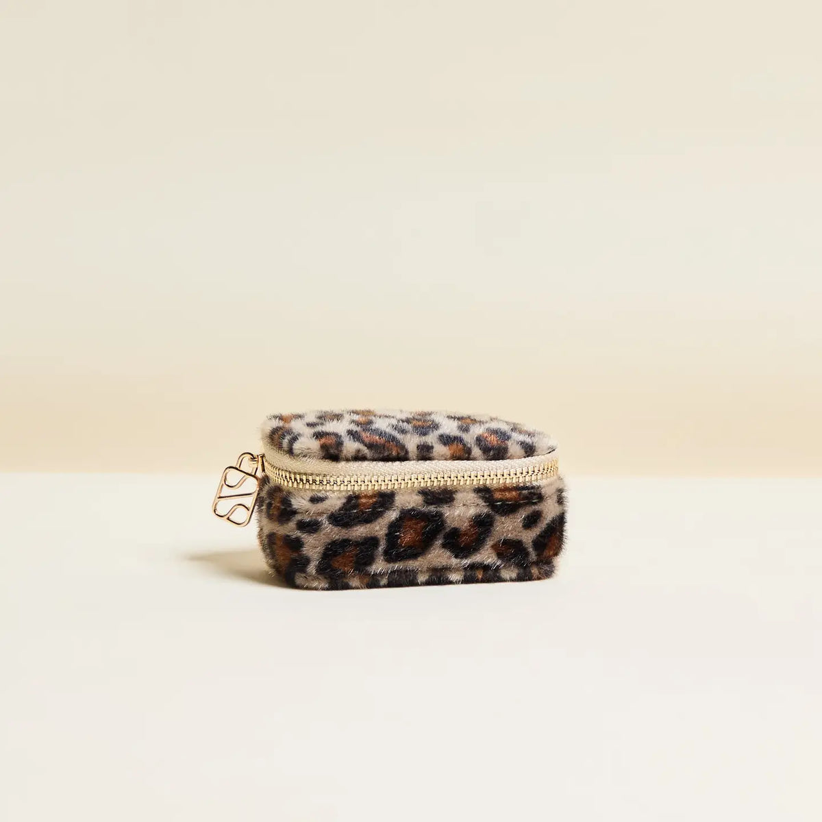 Marie Corduroy Travel Jewelry Box - Maison Scarlett
