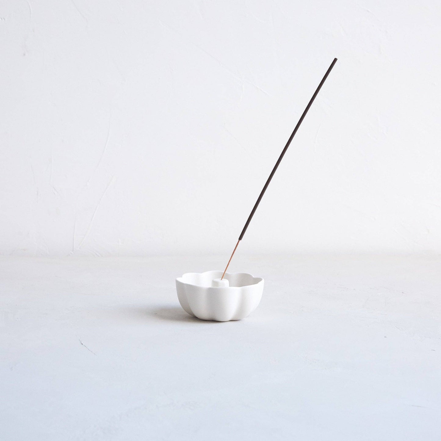 Ceramic Fleur Incense Holder