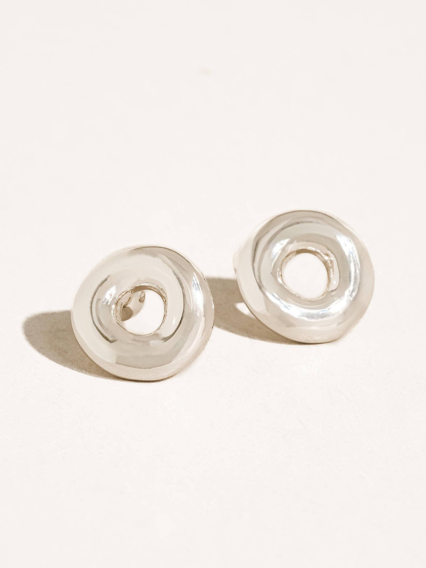 Norma Silver And Red Retro Hollow Stud Earrings