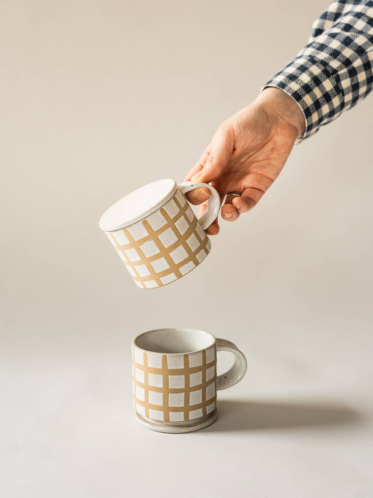 Grid Mug with Lid