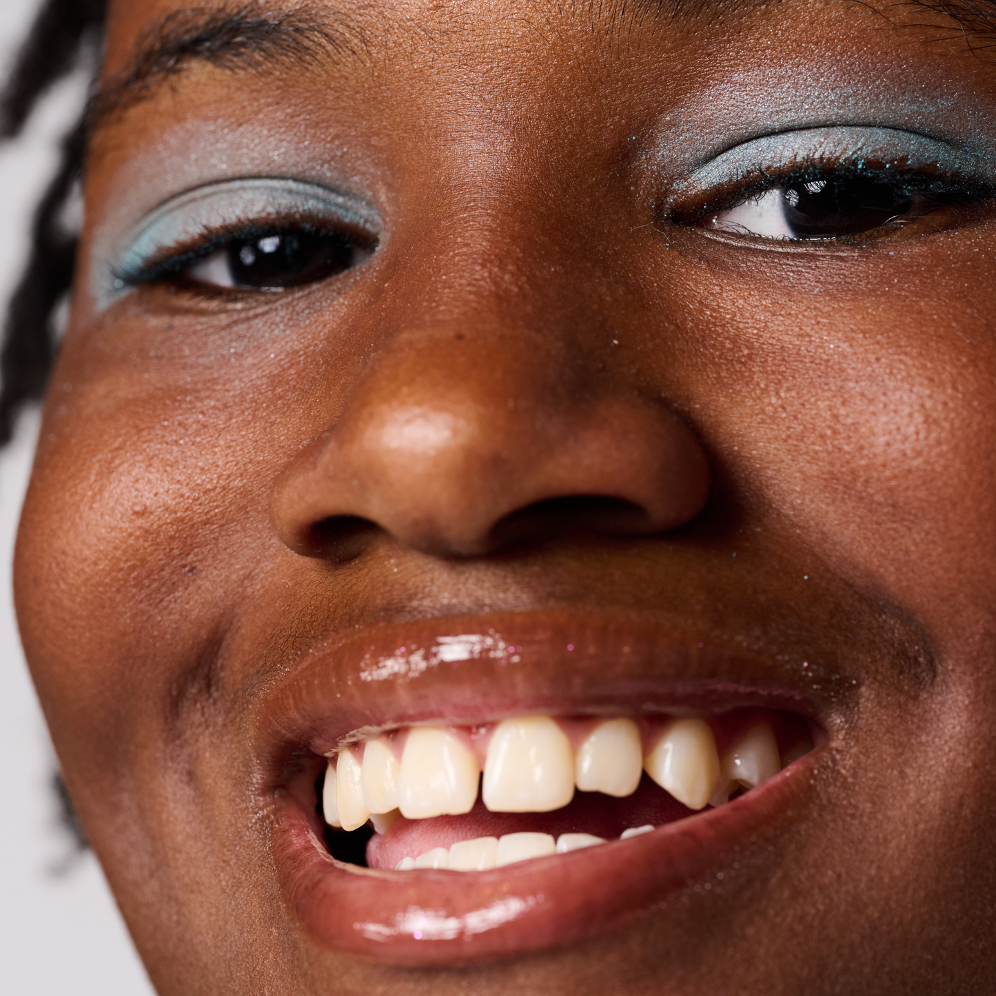 YAWN Eyeshadow Palette | Clean Beauty Kids + Tweens