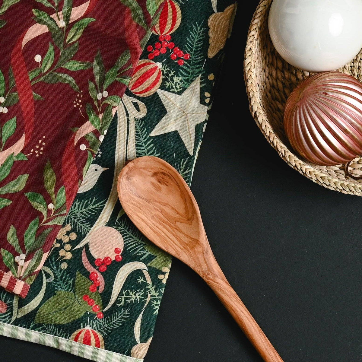 Ribbon Laurel Tea Towel - Amy Heitman