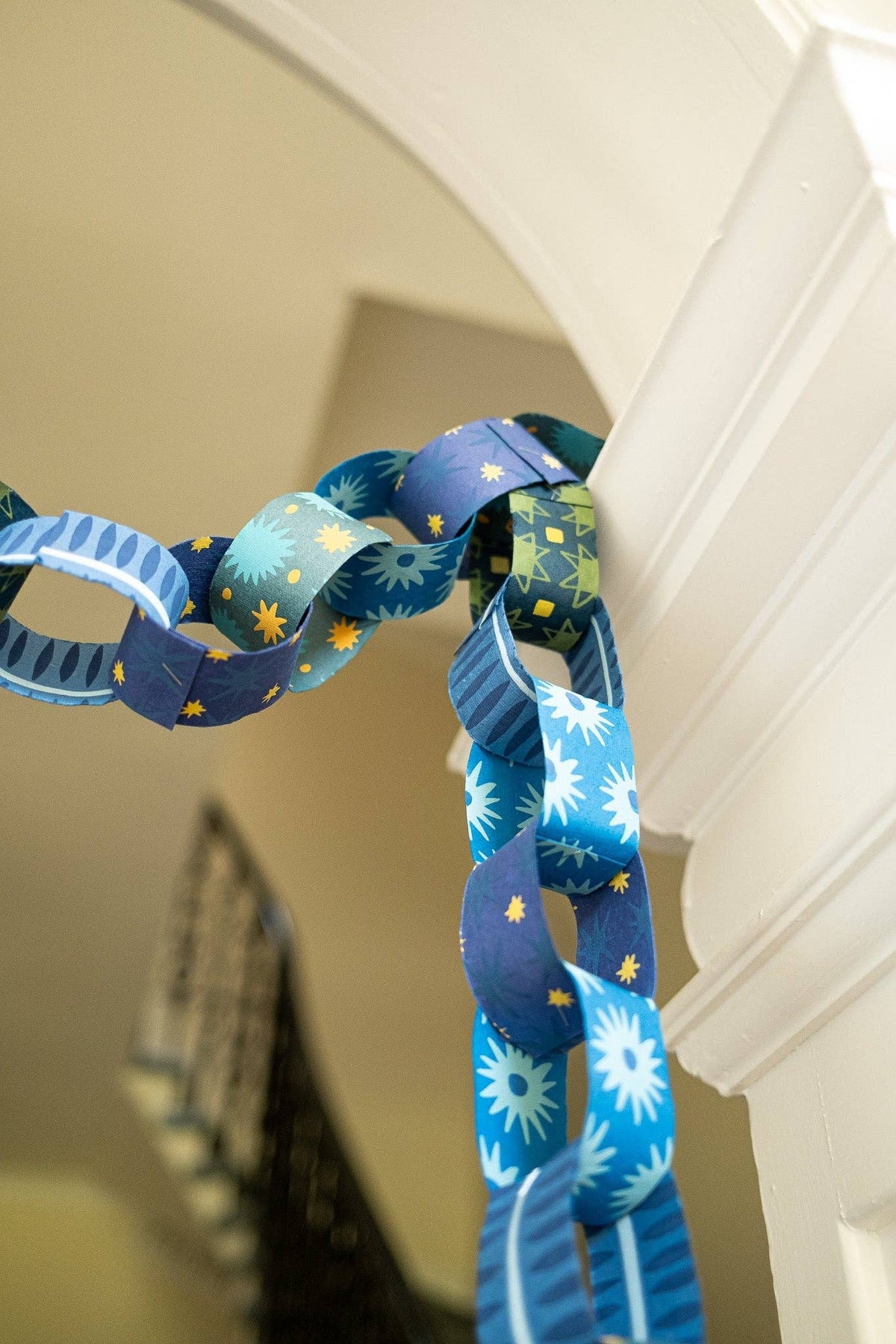 East End Press - BLUE & YELLOW PAPER CHAIN KIT