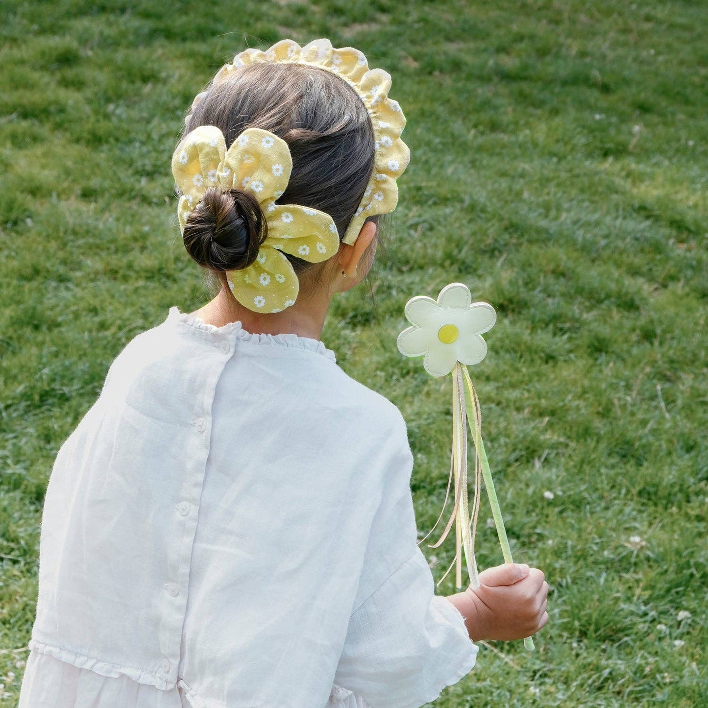 Daisy Flower Headband
