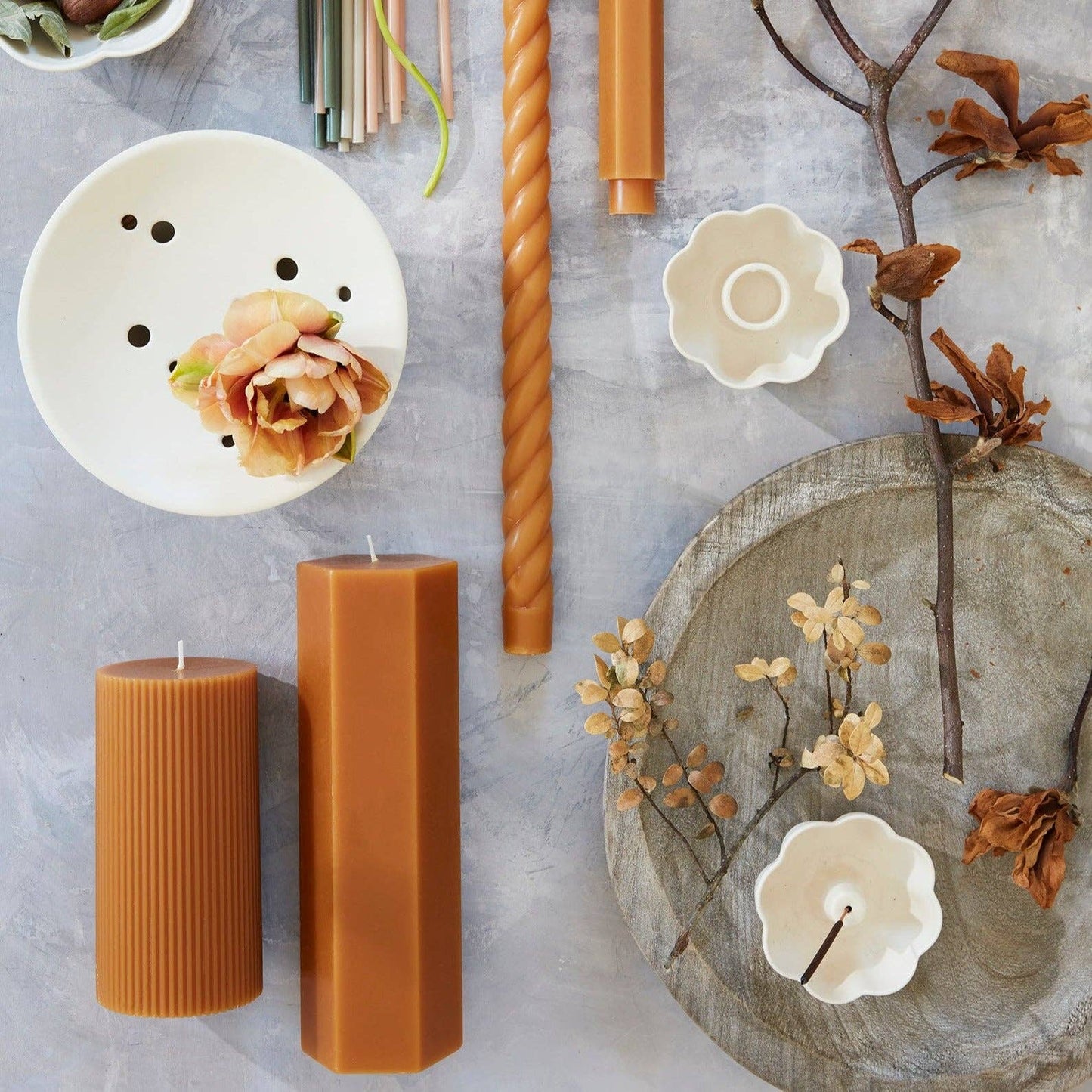 Ceramic Fleur Taper Holder
