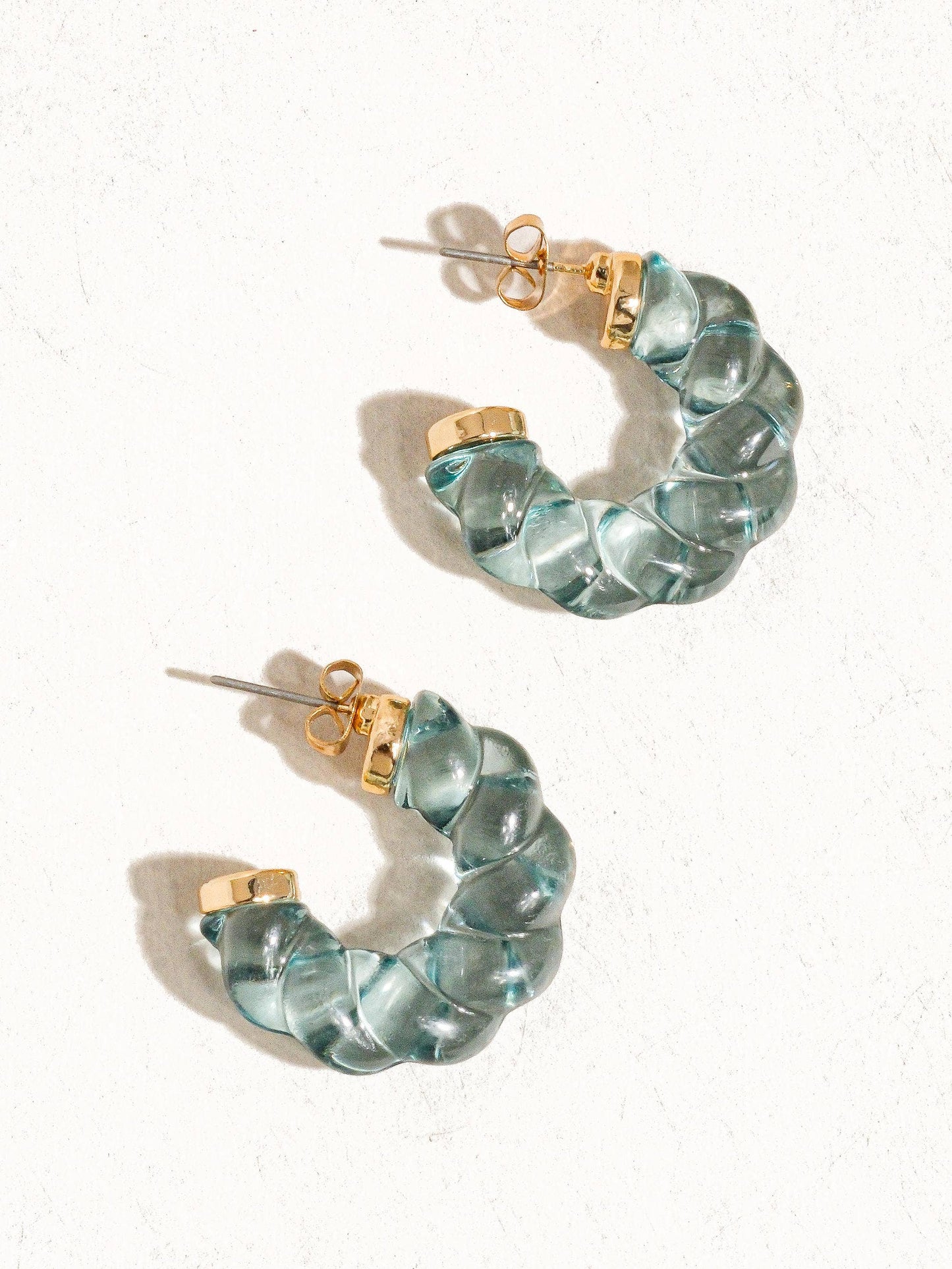 Flânerie by MAIQ - Ruby Summer Braided C-Hoop Earring