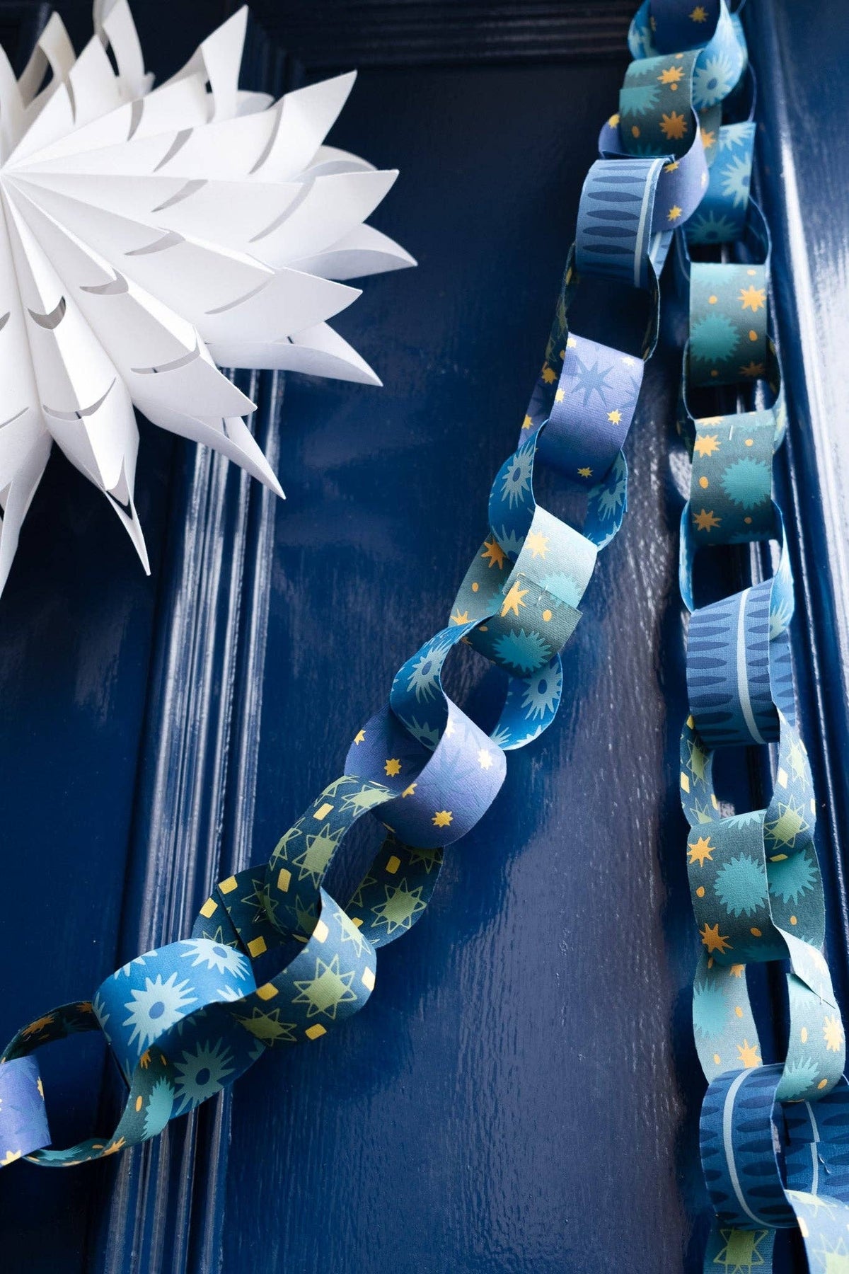 East End Press - BLUE & YELLOW PAPER CHAIN KIT