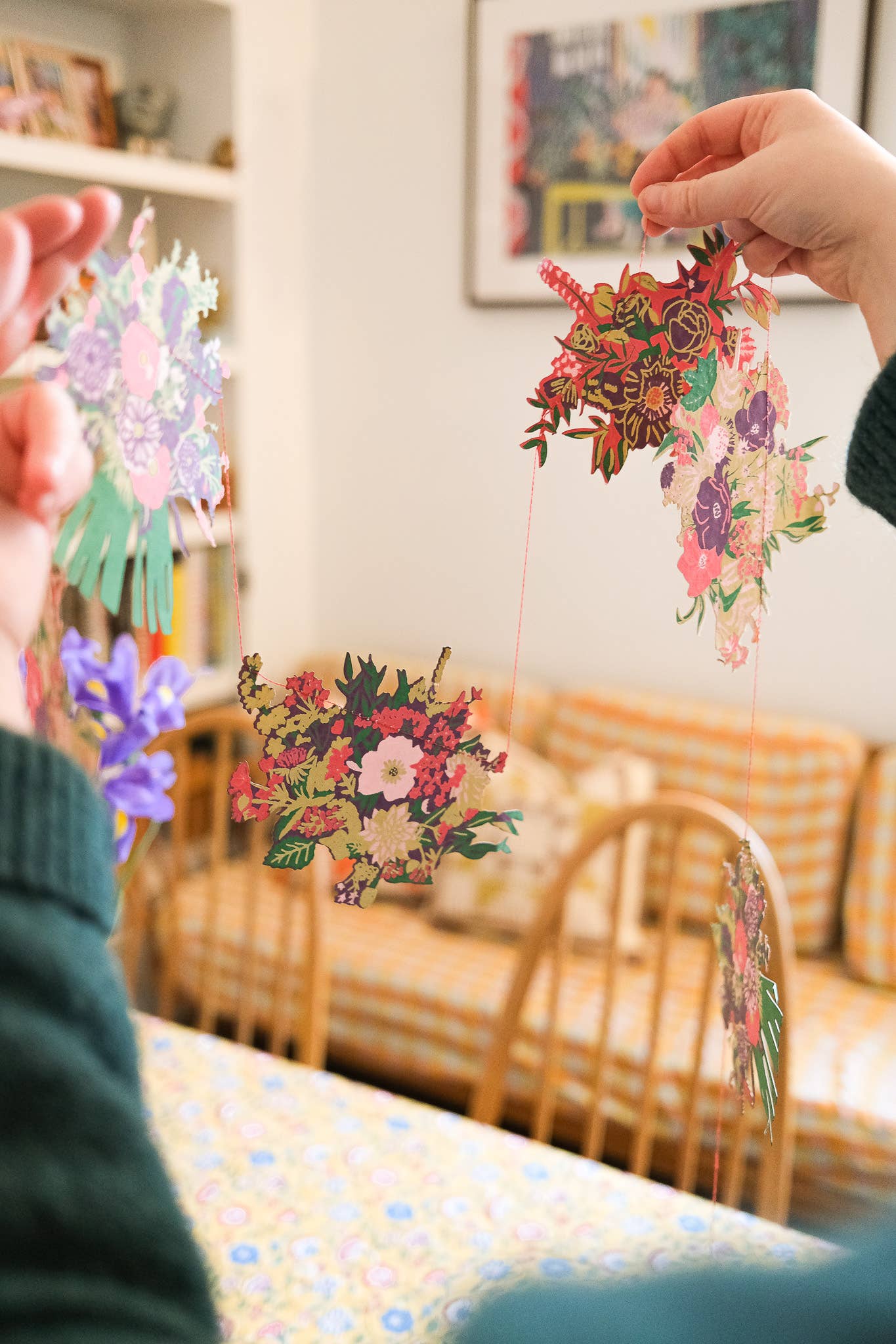 BOUQUET SEWN GARLAND