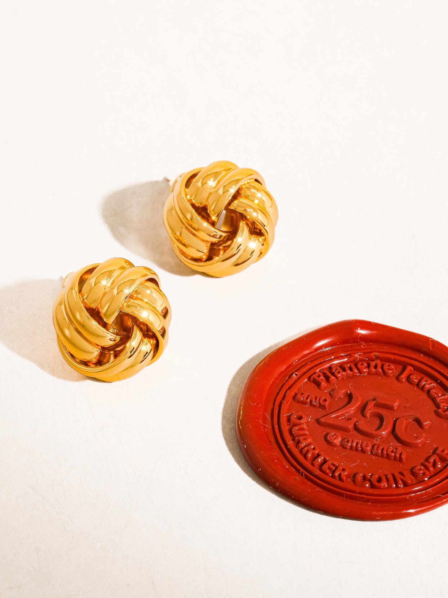 Flânerie by MAIQ - Alix 18K Gold Basket Weaved Classic Studs