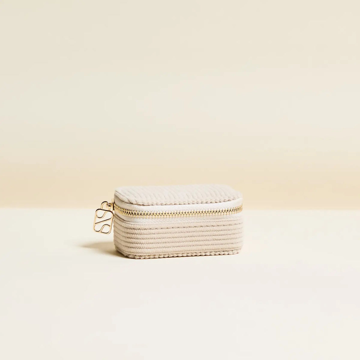 Marie Corduroy Travel Jewelry Box - Maison Scarlett