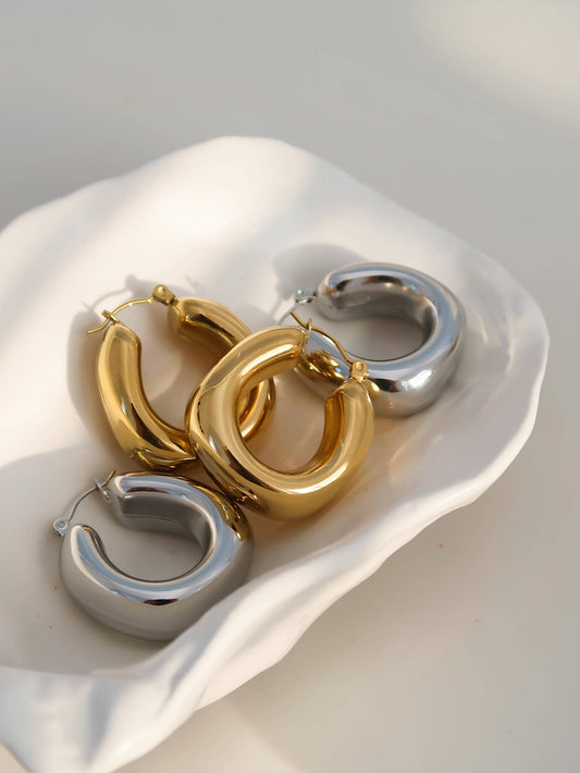 Hunter 18K Gold Non-Tarnish Classic U Hoop Earring - Flânerie