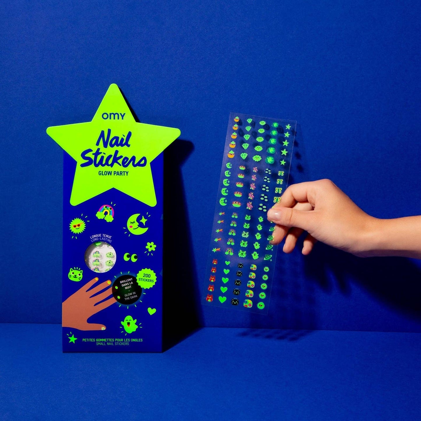 NAIL STICKERS - OMY - GLOW IN THE DARK
