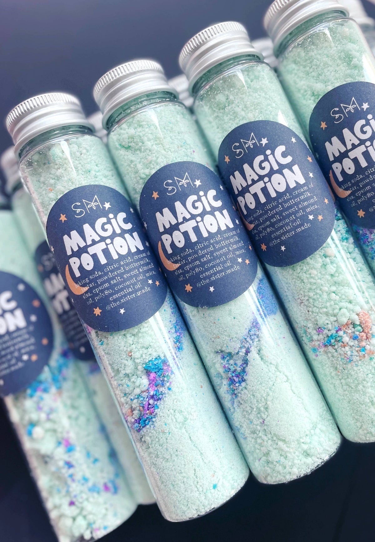 Magic Potion Bath Dust – Colorful Fizzing Bath Powder - The Sister Made