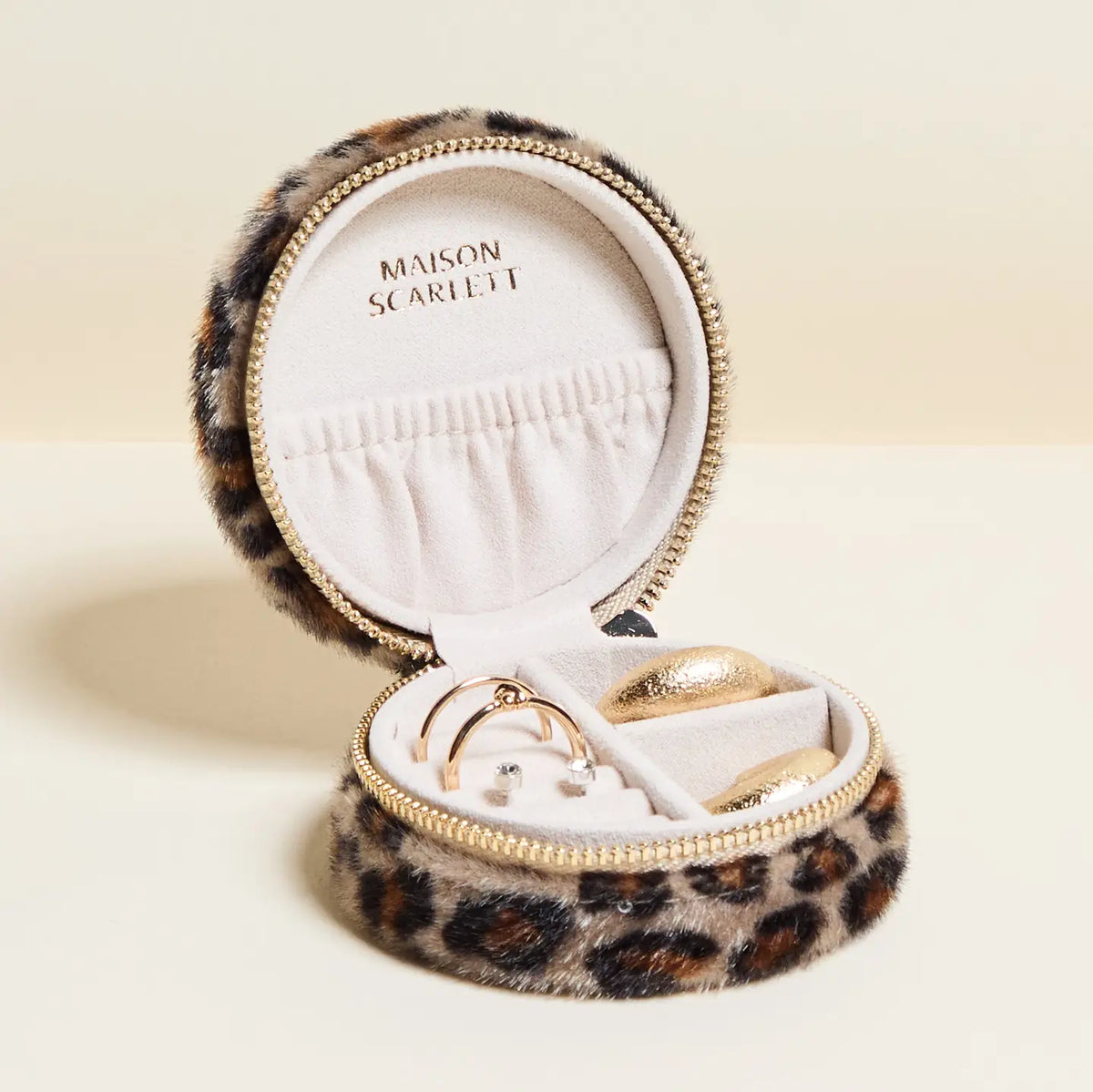 Yvonne Corduroy Travel Jewelry Box - Maison Scarlett